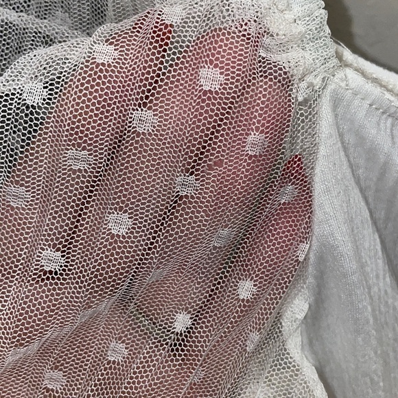 Evolutionary crop top womens medium white seersucker mesh sleeves off shoulder - Picture 4 of 4